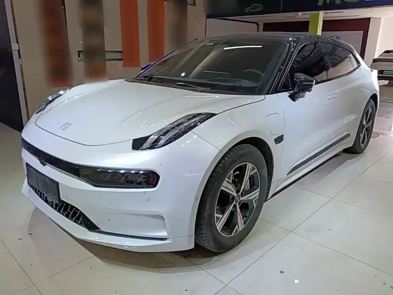 Zeekr 001