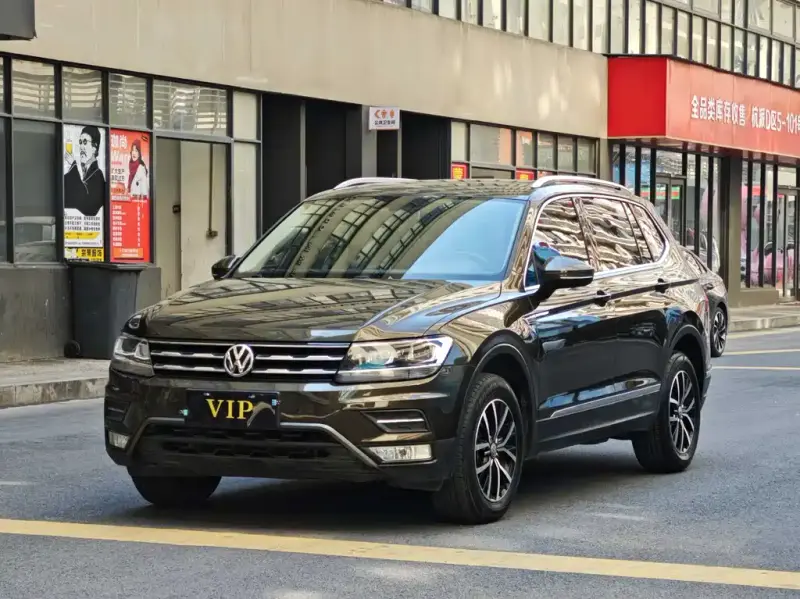 Volkswagen Tiguan L