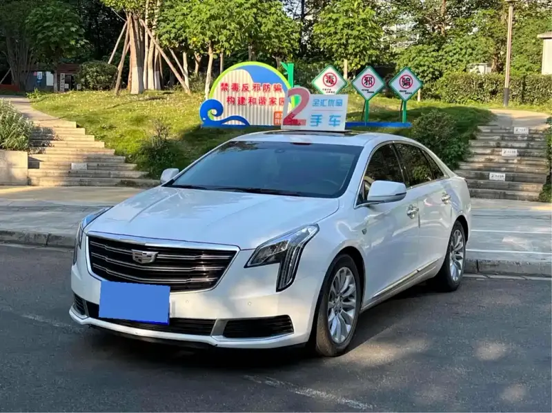 Cadillac XTS