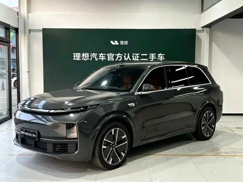 Li Auto L8