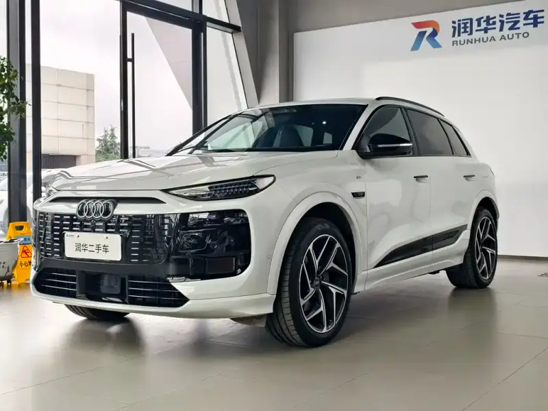Audi Q6L e-tron