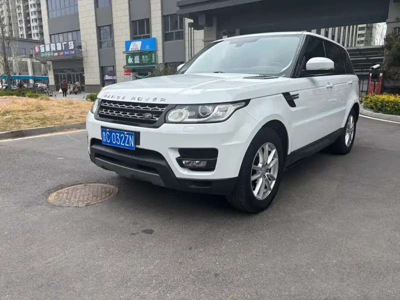 Land Rover Sport