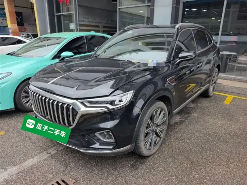 Hongqi HS5