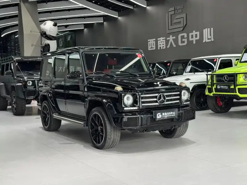 Mercedes-Benz G-Class