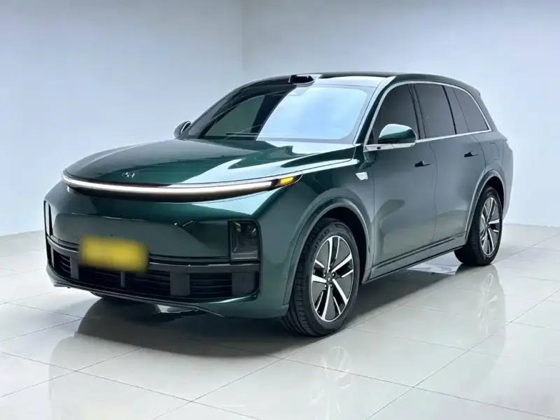 Li Auto L8