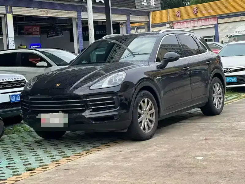 Porsche Cayenne Hybrid