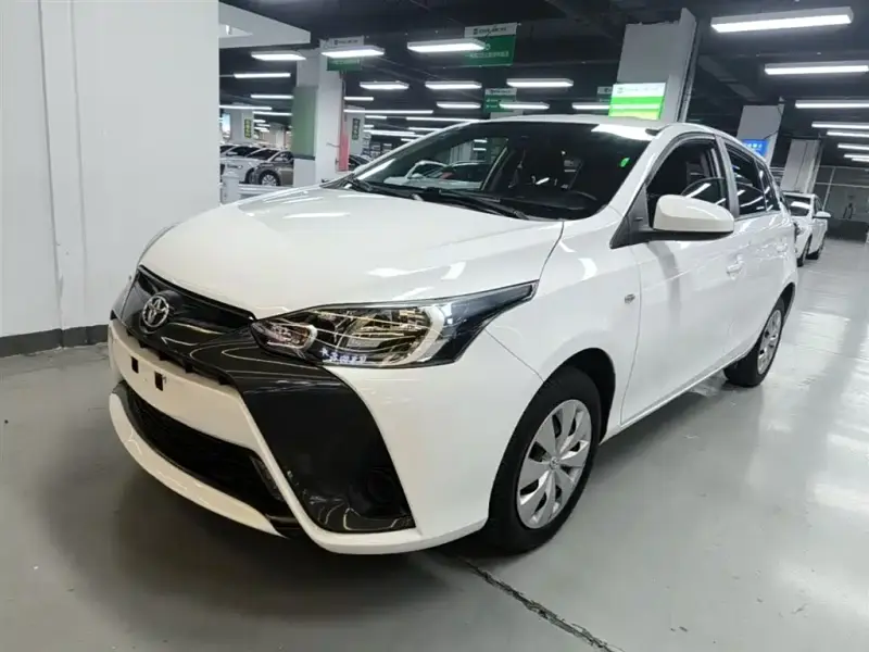 Toyota Yaris L
