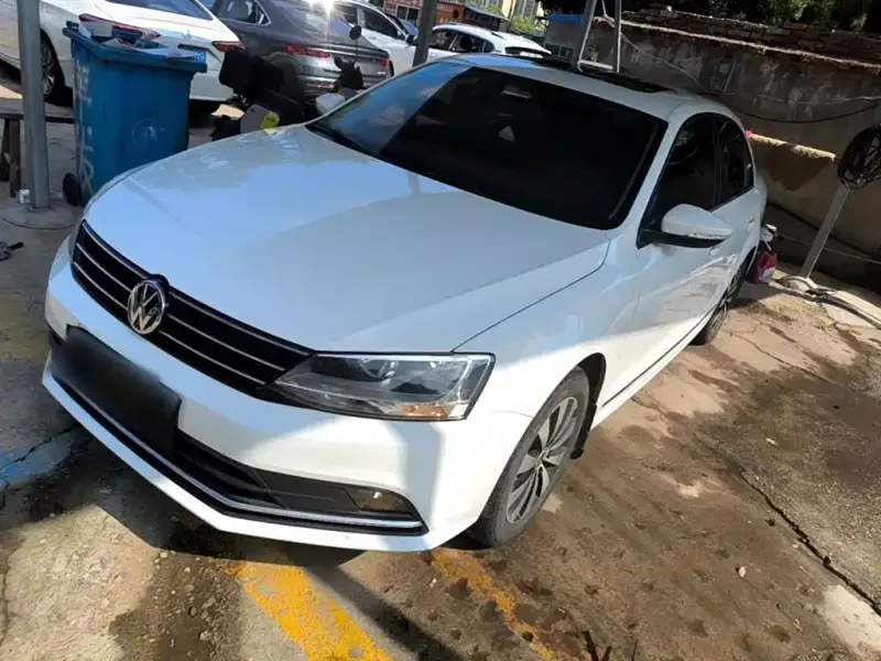 Volkswagen Sagitar