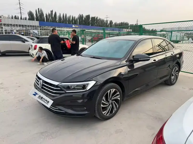 Volkswagen Sagitar