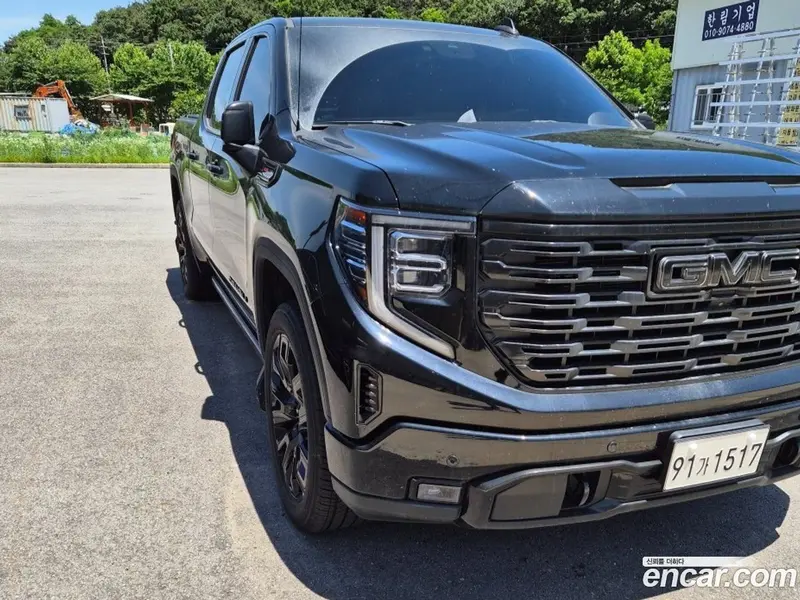 GMC Sierra