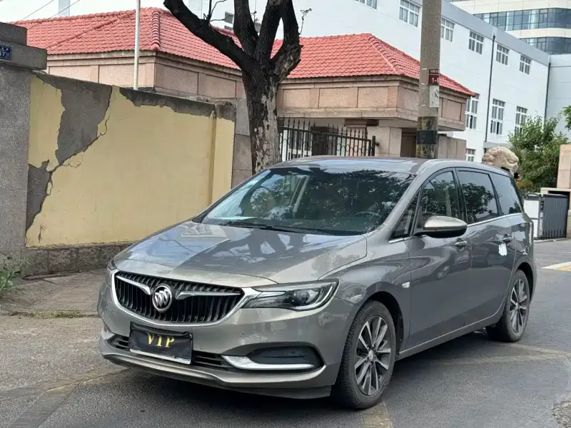 Buick GL6