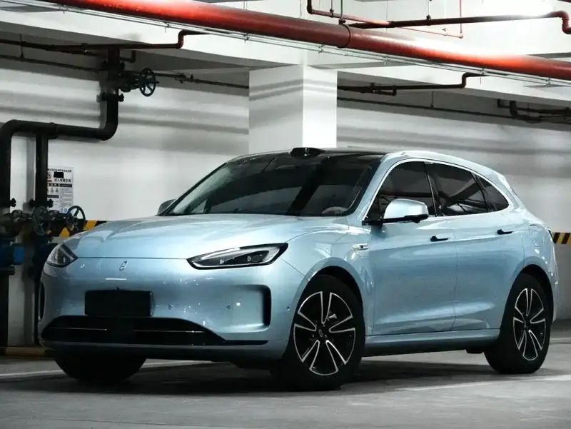 AITO M5