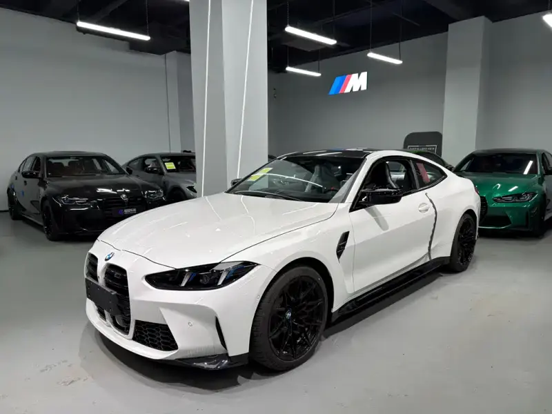 BMW M4