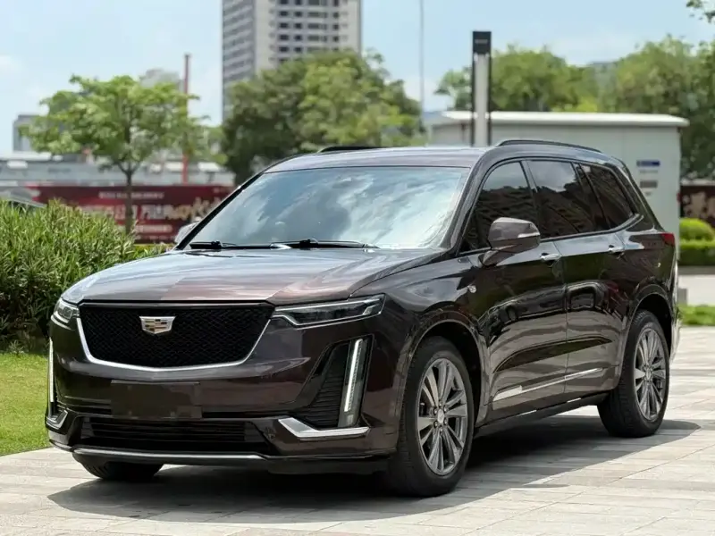 Cadillac XT6