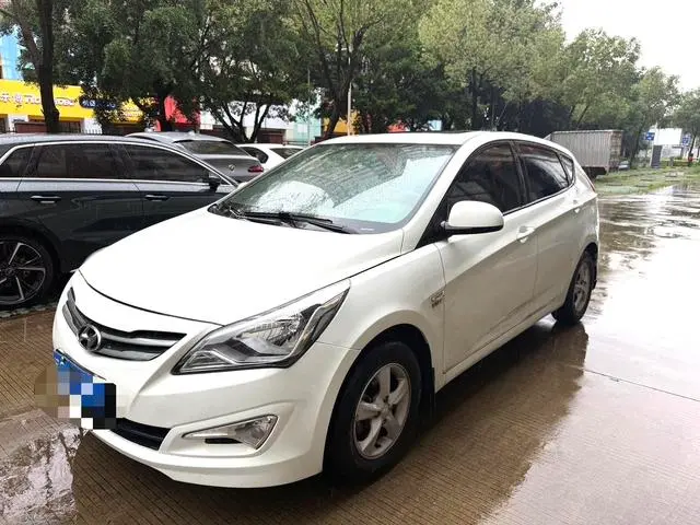 Hyundai Accent
