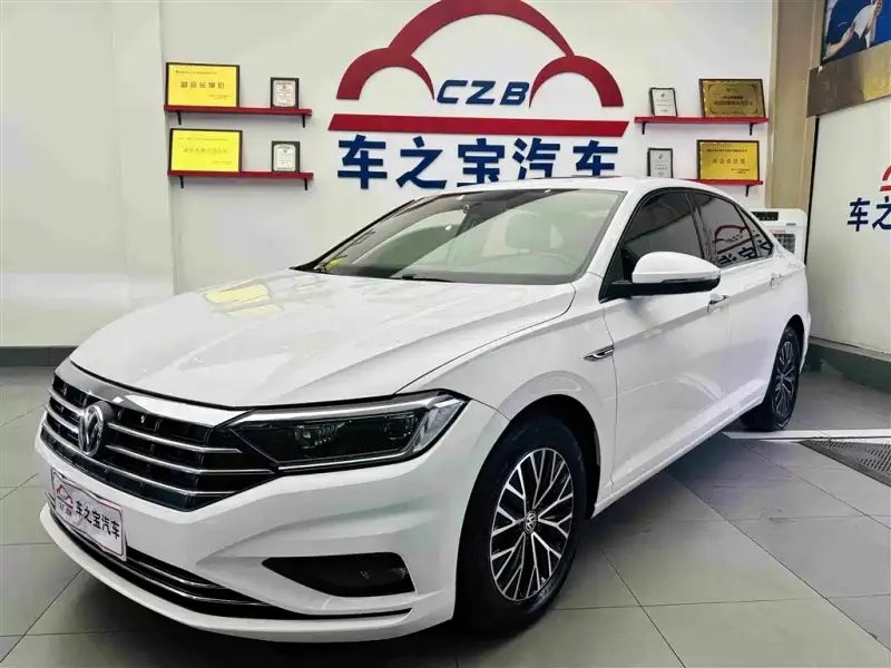Volkswagen Sagitar