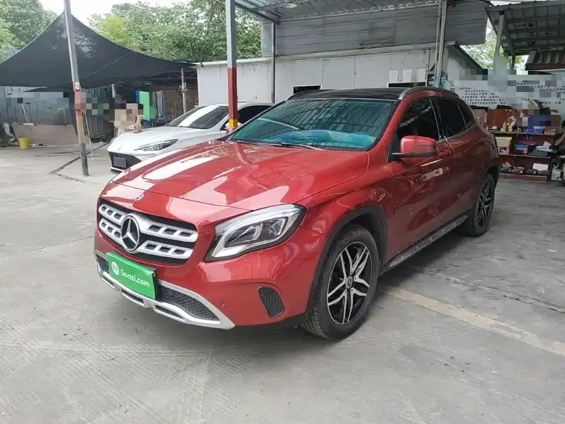 Mercedes-Benz GLA