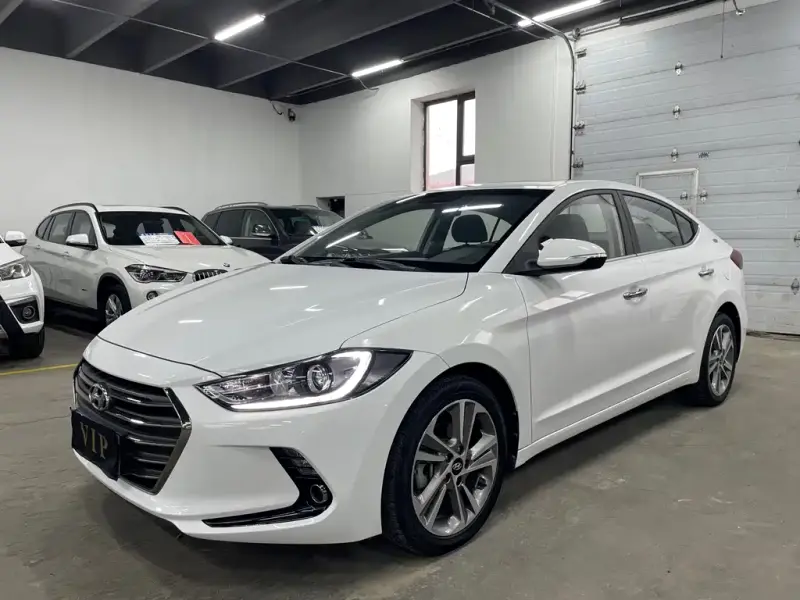 Hyundai Elantra