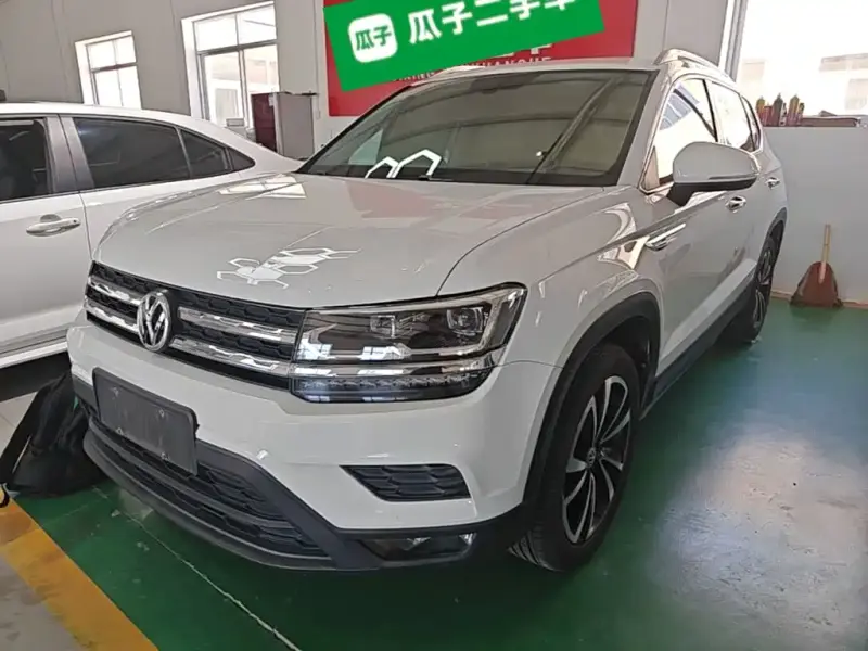 Volkswagen Tharu