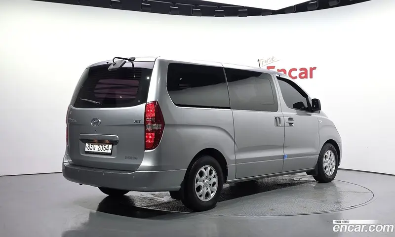 Hyundai H-1