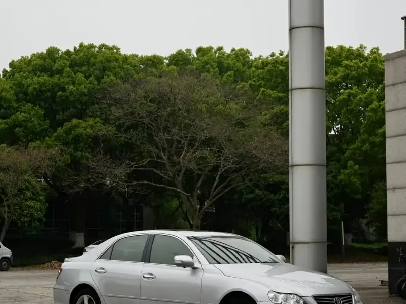 Toyota Reiz
