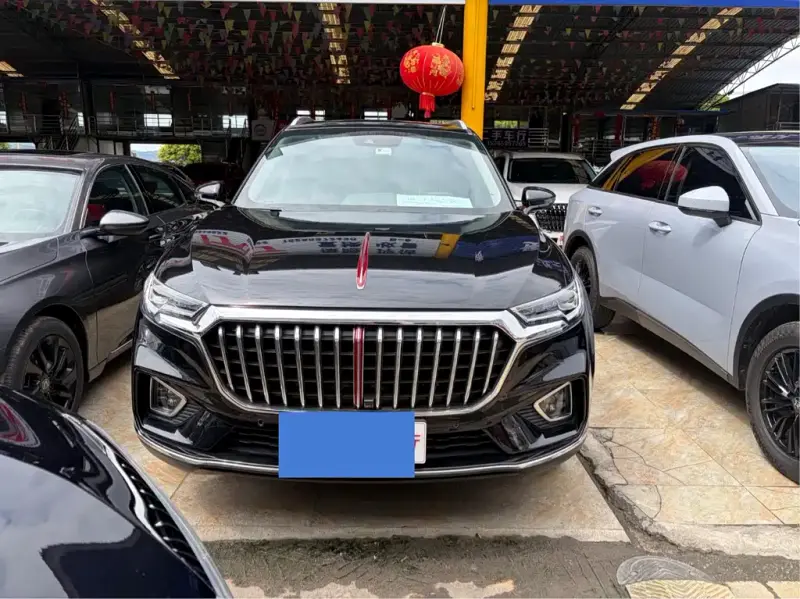 Hongqi HS5
