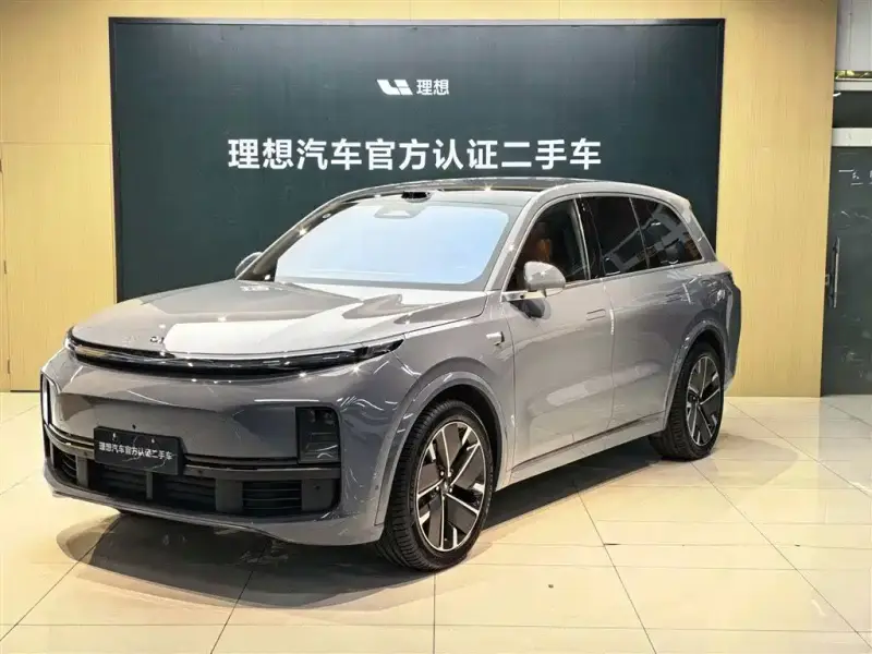 Li Auto L8