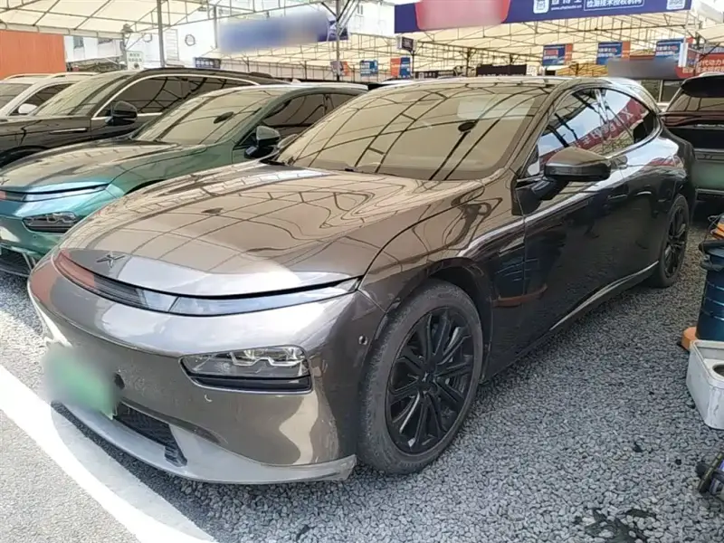 XPeng P7