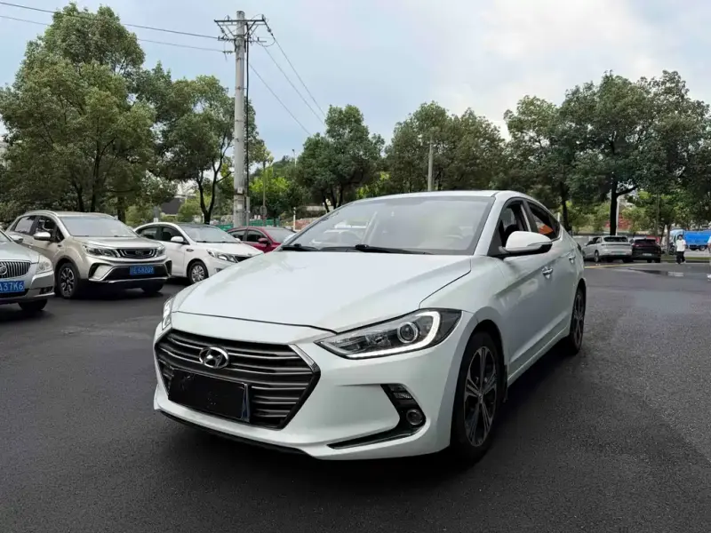 Hyundai Elantra