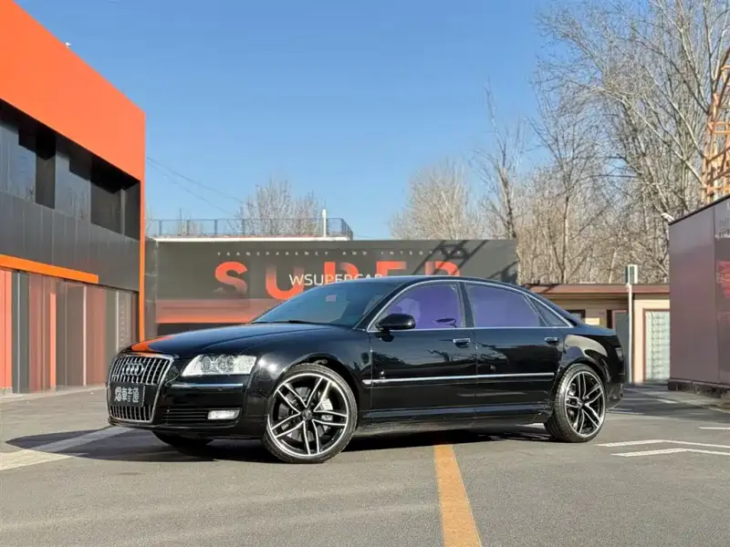 Audi A8
