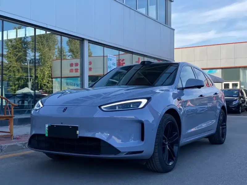 AITO M5