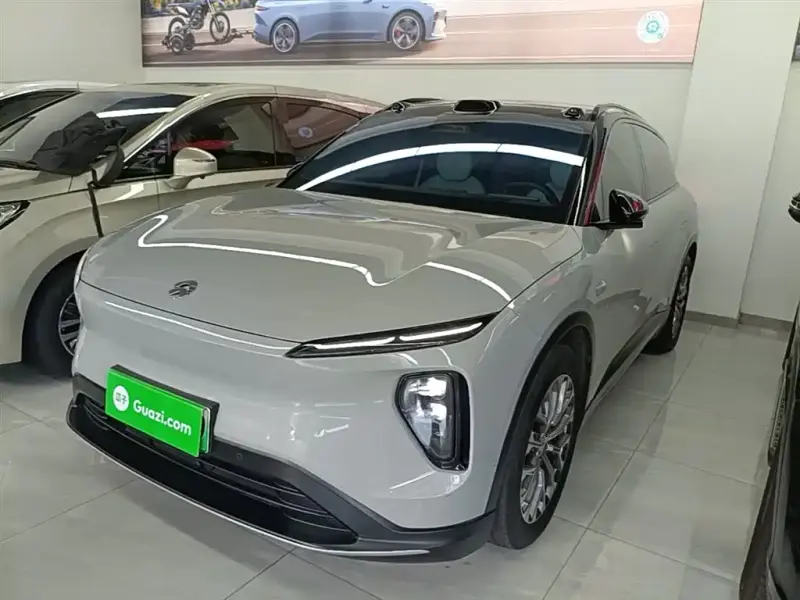NIO ES6