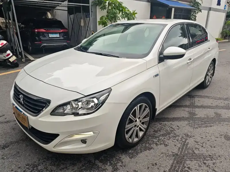 Peugeot 408
