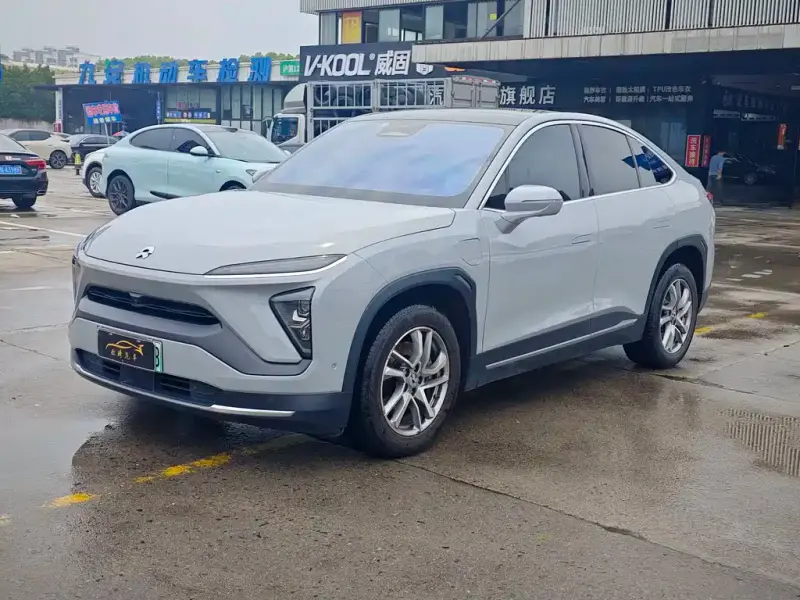 NIO EC6