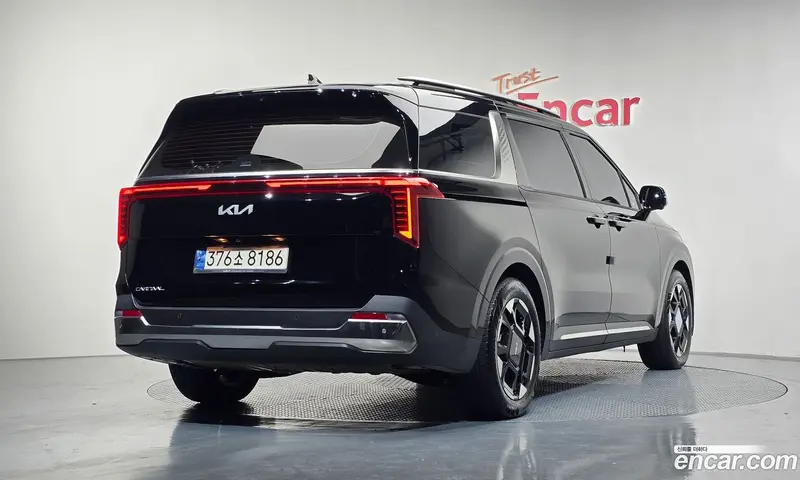 Kia Carnival (Canival)