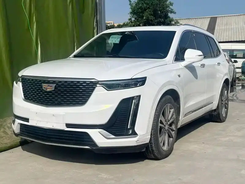 Cadillac XT6