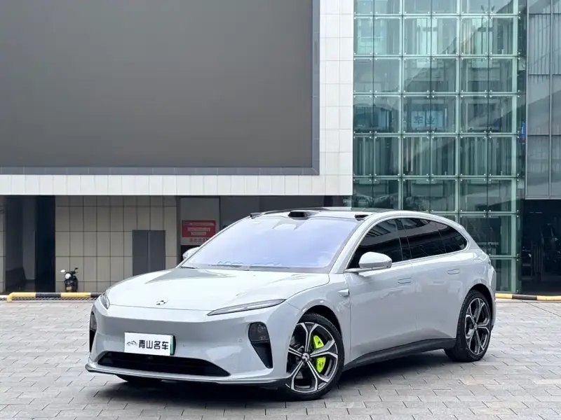 NIO ET5T