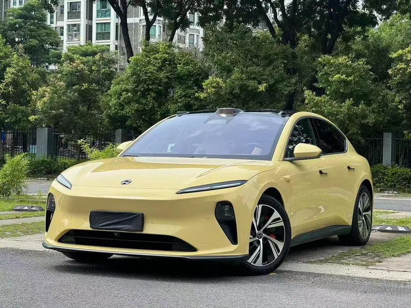 NIO ET5