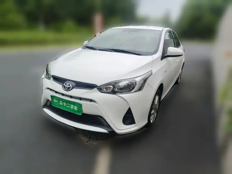 Toyota Yaris L