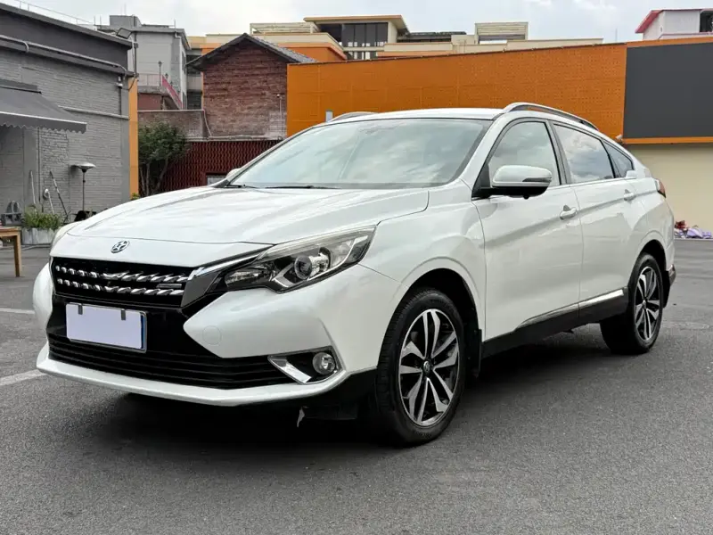 Venucia T90
