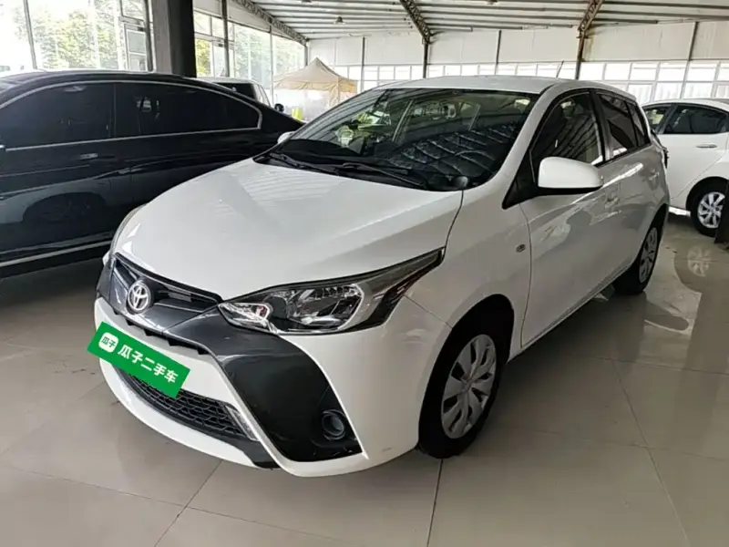 Toyota Yaris L