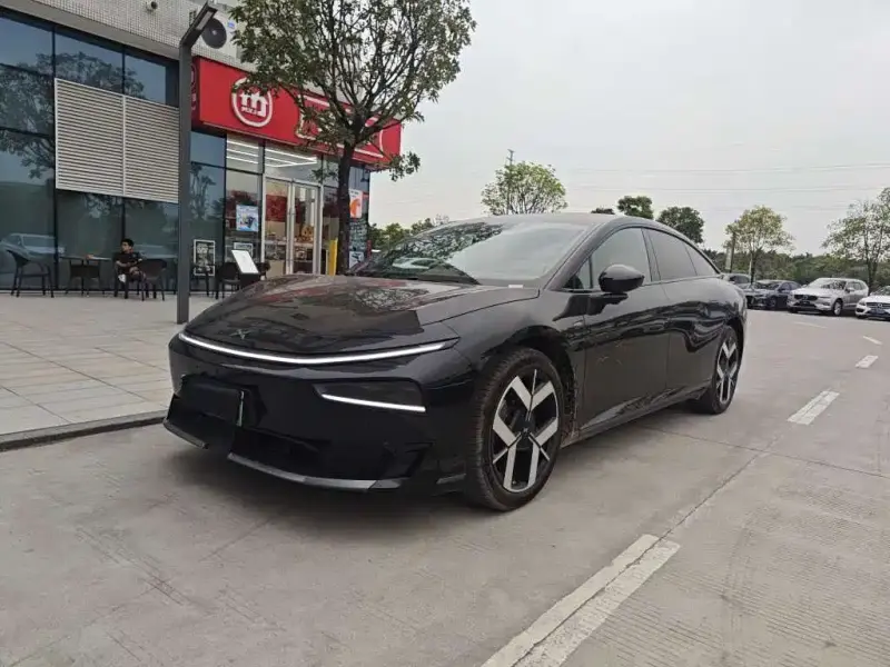 XPeng P7+