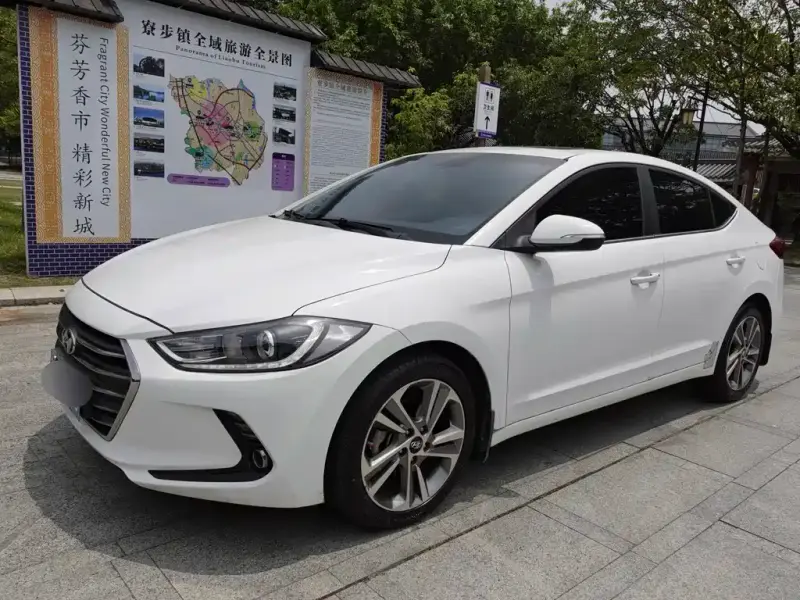 Hyundai Elantra