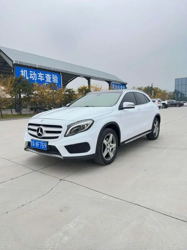 Mercedes-Benz GLA
