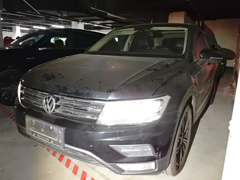 Volkswagen Tiguan L