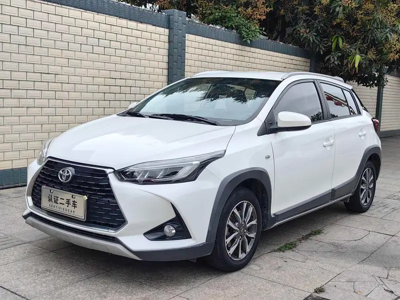 Toyota Yaris L