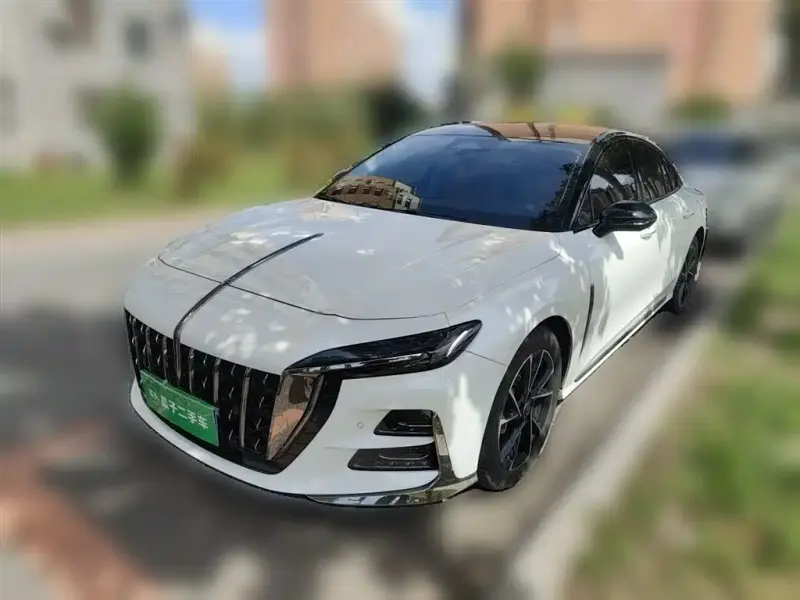 Hongqi H6