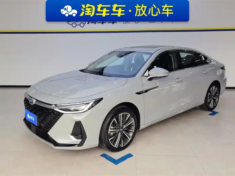 Chery Arrizo 8