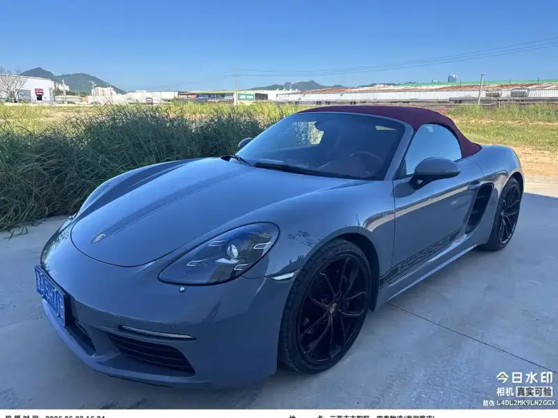Porsche 718