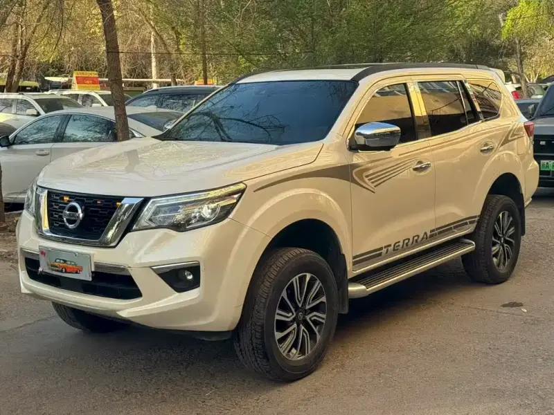 Nissan Terra
